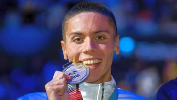David Popivici a scris istorie la Mondialele de natație de la Budapesta!