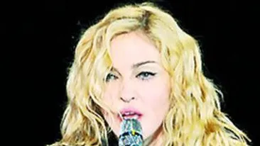 Au plecat la razboi cu masina Madonnei