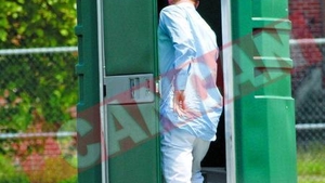 Pe Harry l-au apucat nevoile in public