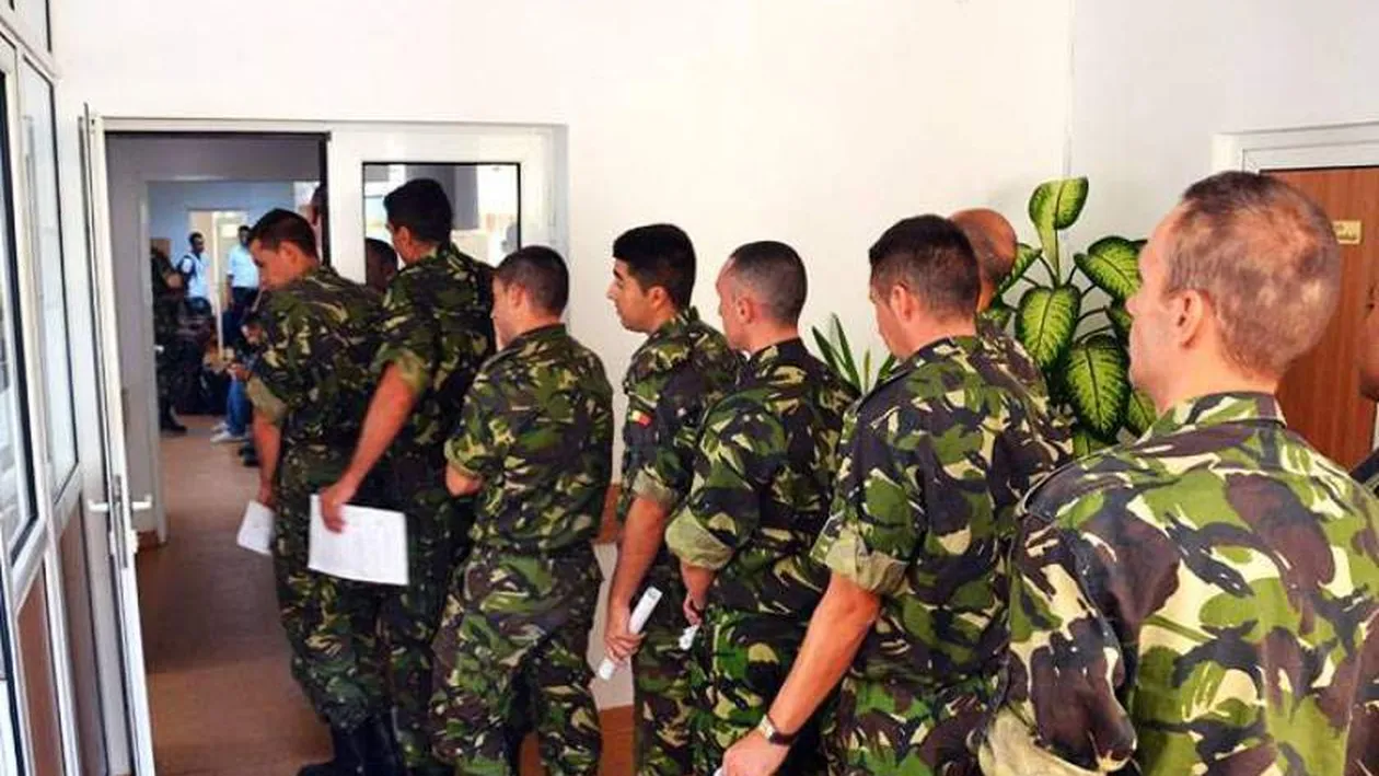 Ministrul Apărării a făcut anunţul. Ce se întâmplă cu salariile militarilor în 2018