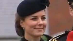 VIDEO Kate Middleton a avut parte de un incident în timpul unei ceremonii! Uite cu câtă graţie a trecut ducesa peste acest moment