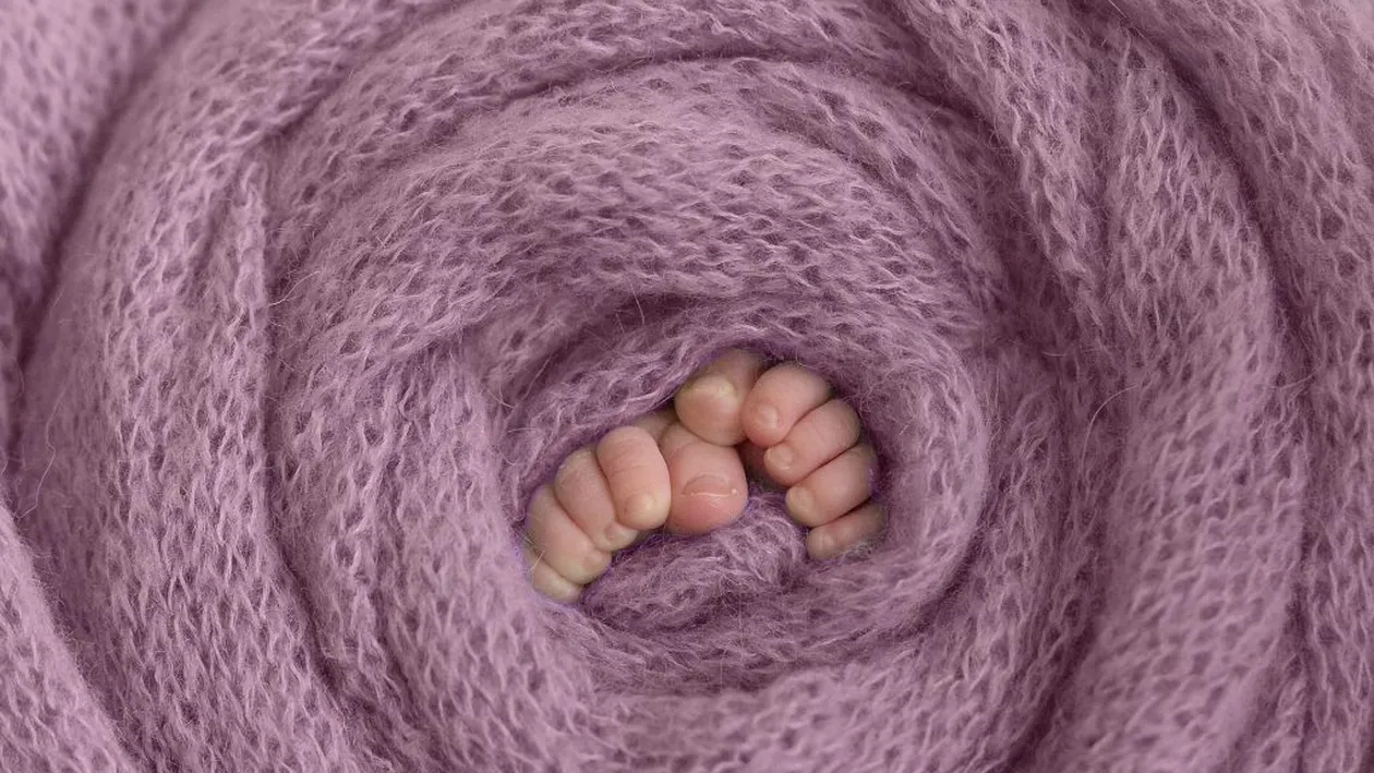 Descoperire senzatională în Singapore. O femeie care a avut COVID-19 a născut un bebeluș cu anticorpi