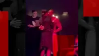 CANCAN.RO a aflat tariful stripper-ului care a posedat-o pe “ministresă”. Dominic și-a vândut bărbăția pe câteva sute de euro!