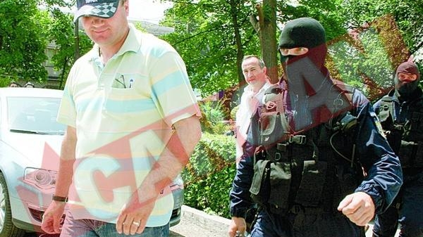 Politistii spagari suflau in fiole in locul soferilor bauti