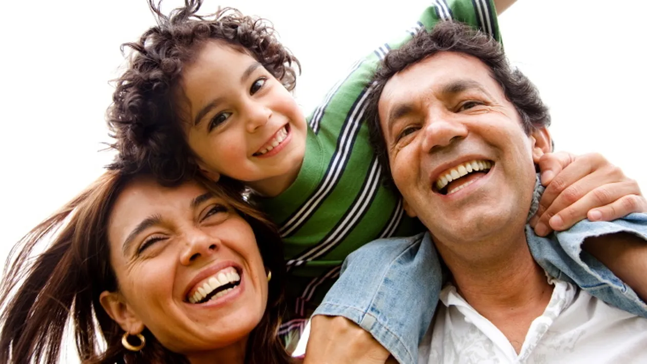 Beneficiile râsului. De ce este veselia cel mai bun ”medicament” din casă