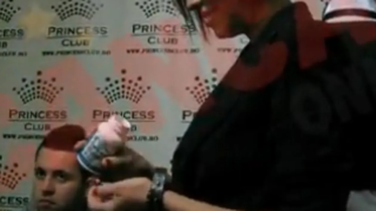 VIDEO Andreea Popescu se drogheaza cu pastile ca sa reziste vietii de noapte