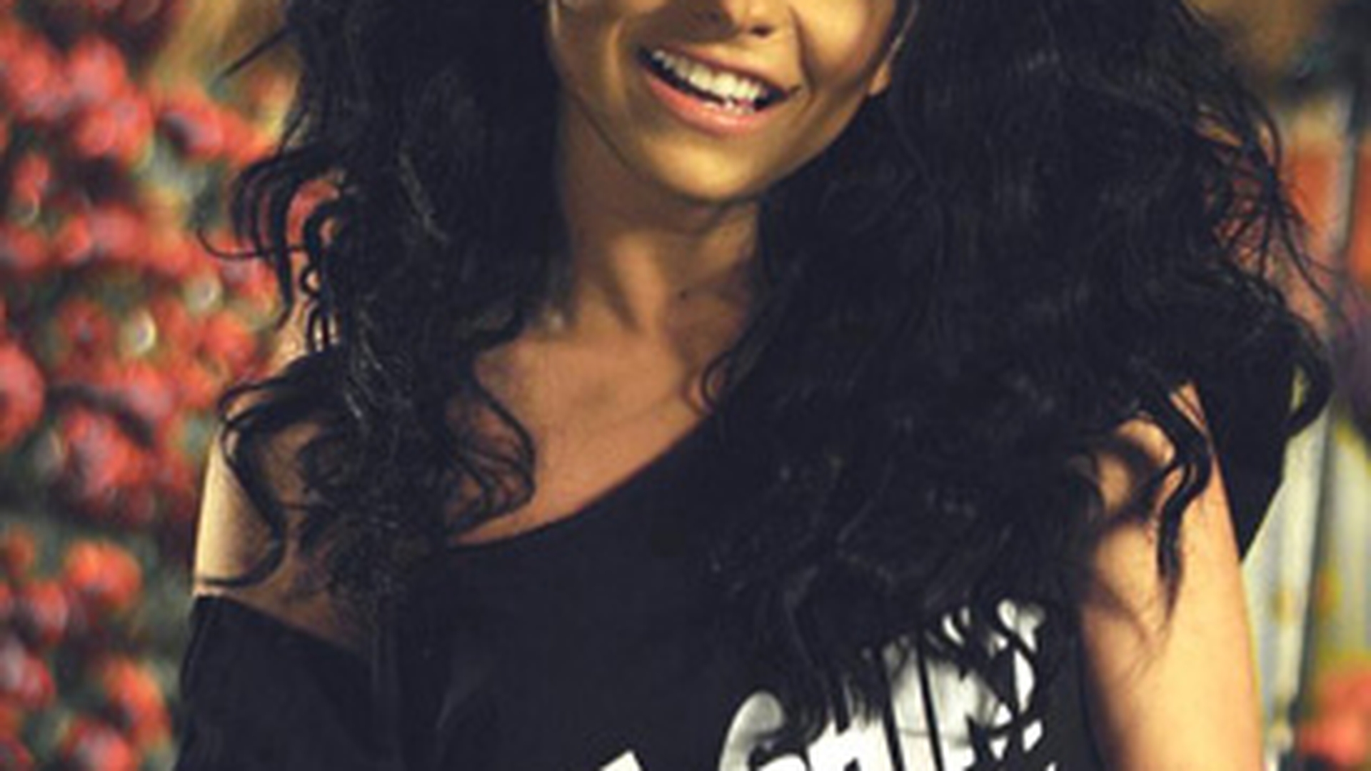 Miliarde, miliarde! Inna a bifat un nou record: este cel mai vizionat artist de pe YouTube! I-a intrecut pe Nelly Furtado si Robbie Williams!