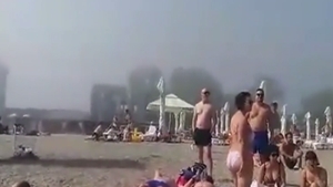 Fenomen bizar pe litoralul românesc! Turiştii s-au speriat când au văzut ce se întâmplă