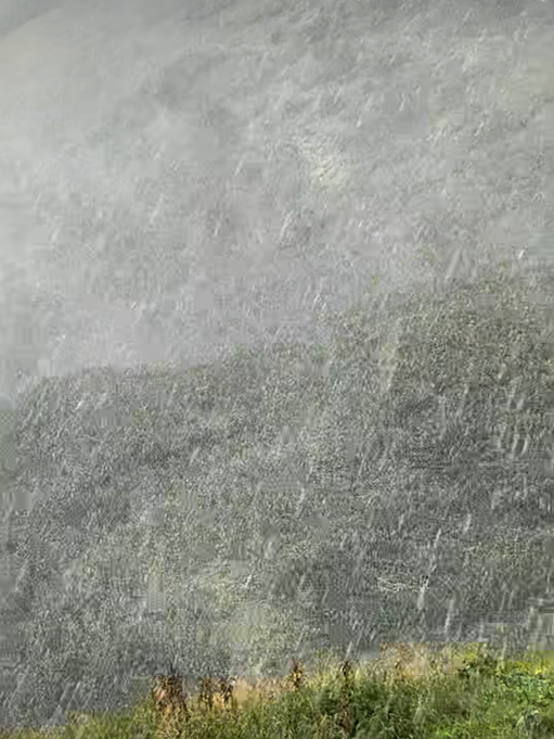 Fenomene meteo extreme: ninsoare în luna august, în România! Imaginile care te vor lăsa fără cuvinte