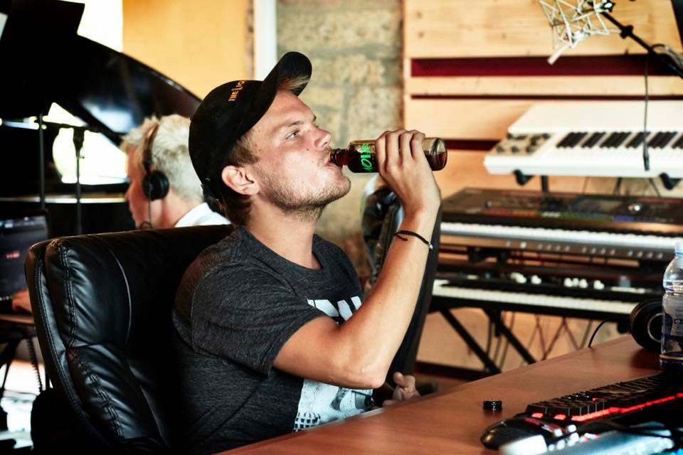 Reacția tulburătoare a lui Mihai Bendeac, după ce s-a aflat cum s-a sinucis DJ Avicii: „De ce popularizez depresia”