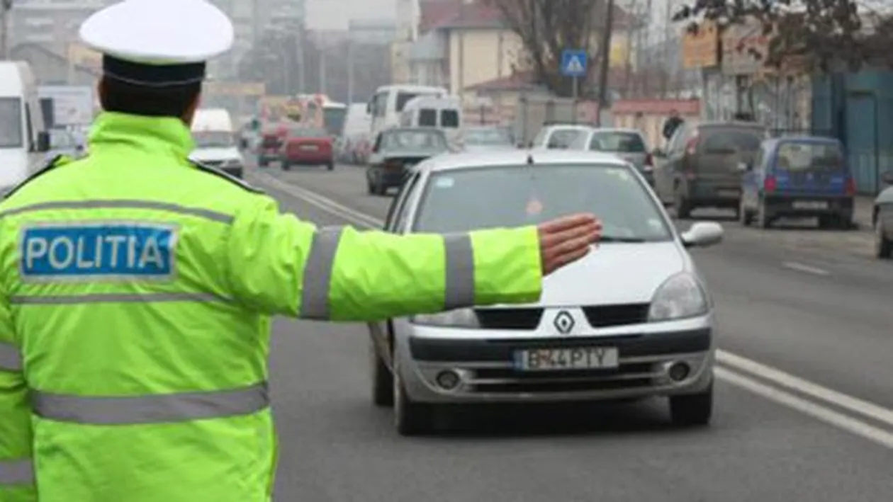 Anunţ important! Ce amenzi riscă şoferii băuţi sau cei care nu opresc la trecerile de pietoni