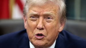 Donald Trump, o nouă apariție îngrijorătoare! Ce au observat jurnaliștii pe mâna lui? Casa Albă vine cu explicații