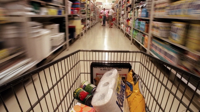 PROMOTIA-SOC a celui mai cunoscut supermarket din Romania! Ce au gasit pe net parintii care cautau RECHIZITE la reducere