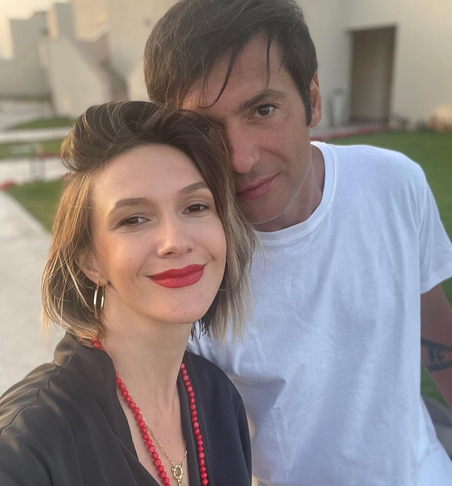 Ce salariu are Adela Popescu la Pro TV? Dar să vezi cât ia Radu Vâlcan de la Antena 1! Cine aduce mai mulţi bani în casă