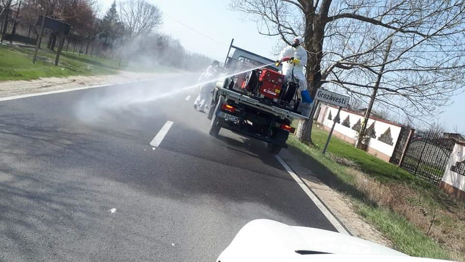Autoritățile au demarat operațiunea de dezinfecție