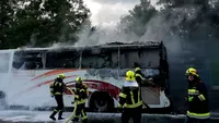 Un autocar cu 49 de români a fost mistuit de flăcări pe o autostradă din Austria