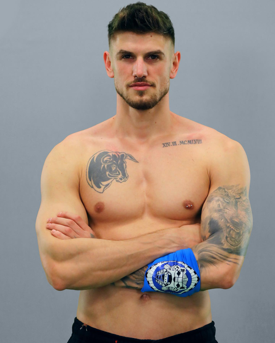 Alex Delea, despre Mugur Mihăescu: "Eram la filmări și chestia foarte tare e că pe Garcea l-am văzut pentru prima dată în viața mea îmbrăcat în polițai!" (Foto: Instagram)
