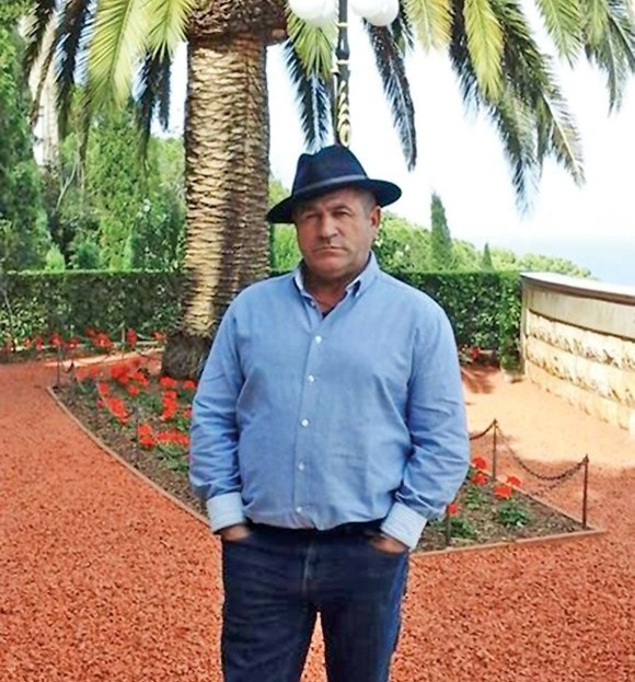 Nea Raţă i-a făcut un cadou de zeci de mii de euro fiului său, cu ocazia majoratului! N-ai să ghiceşti despre ce e vorba