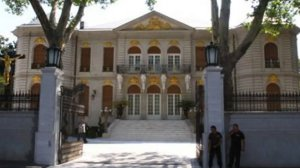 Cum arată interiorul palatului lui Gigi Becali? A costat 7 milioane de euro, în urmă cu 10 ani