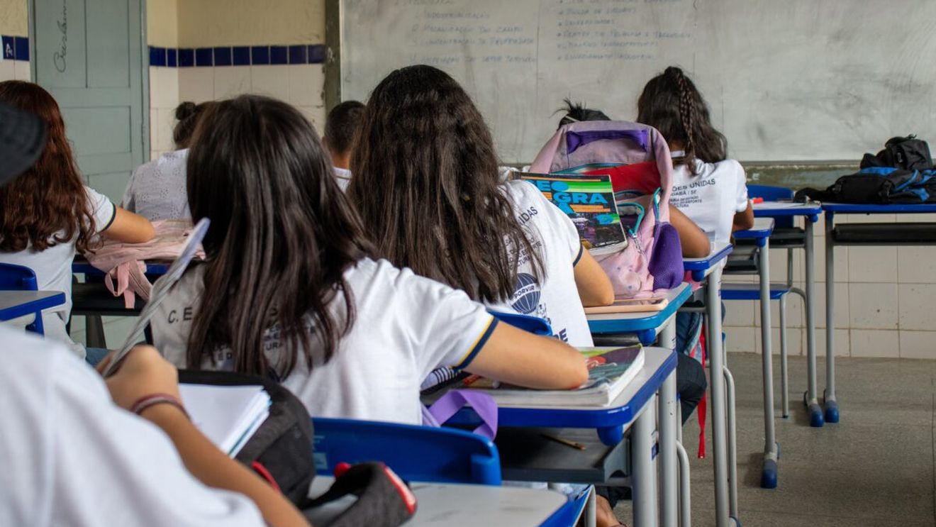 Lista completă a instituțiilor care nu fac școală vinerea! Ministrul Educației a făcut anunțul