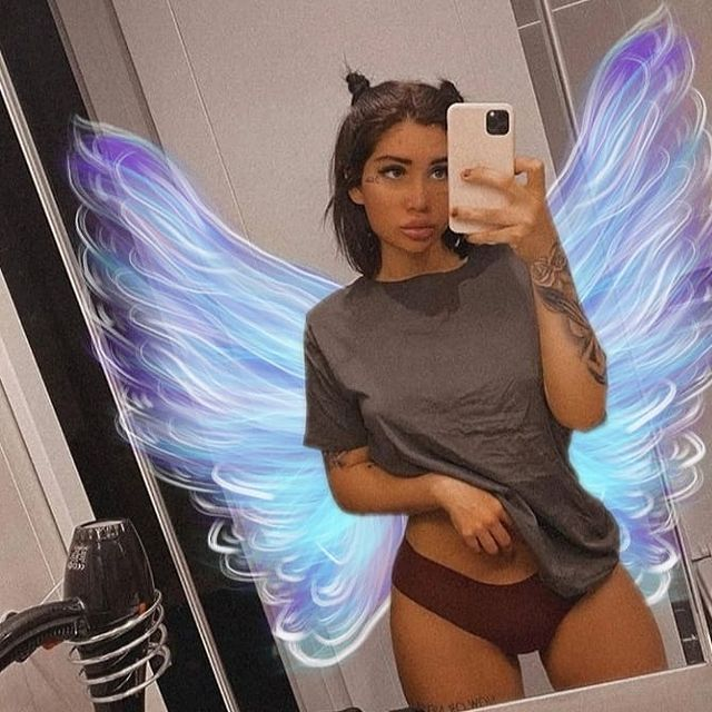 Bia Khalifa face furori pe OnlyFans
