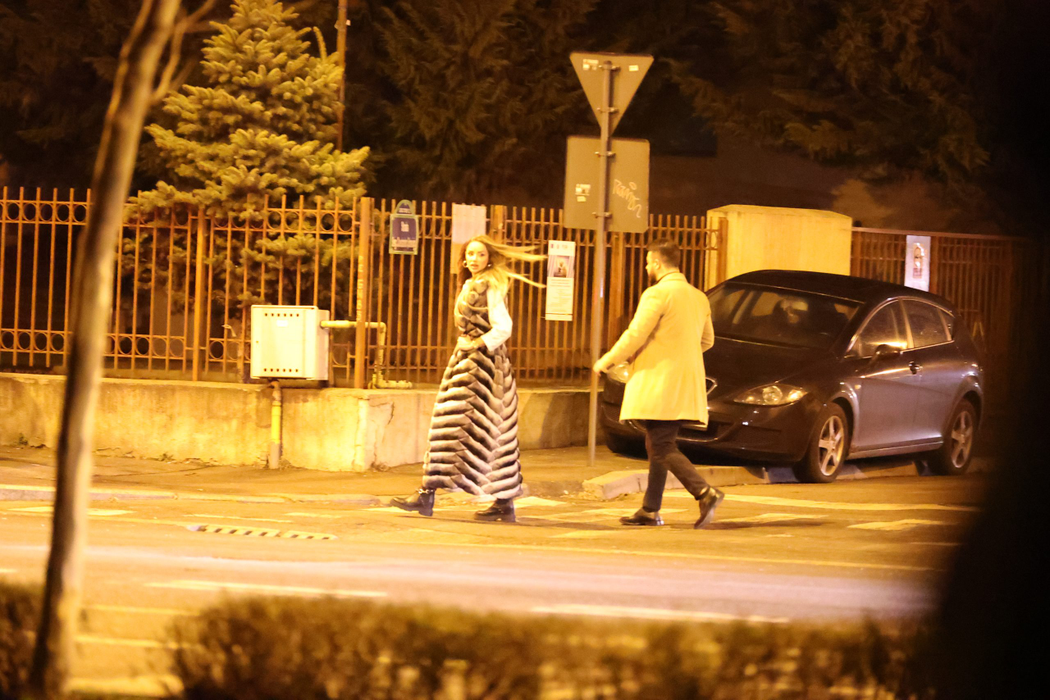 Bianca pare nervoasă pe Gabi Bădălău (Foto: CANCAN.RO)