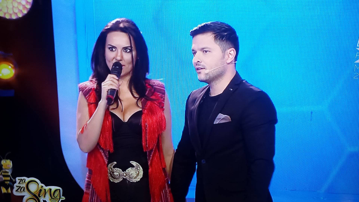 Prima apariţie live a Laviniei Pârva, de când s-a aflat că va deveni mămică.