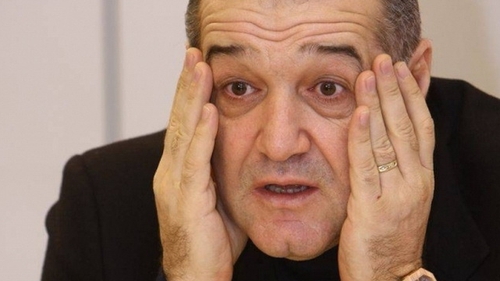 Veste GROAZNICA primita de Gigi Becali: "A inrosit telefoanele cu Italia" Nu are liniste pana nu rezolva problema asta!