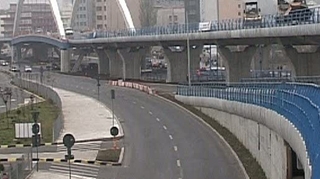 O persoana ranita grav si cinci usor, intr-un accident produs in zona Podului Basarab