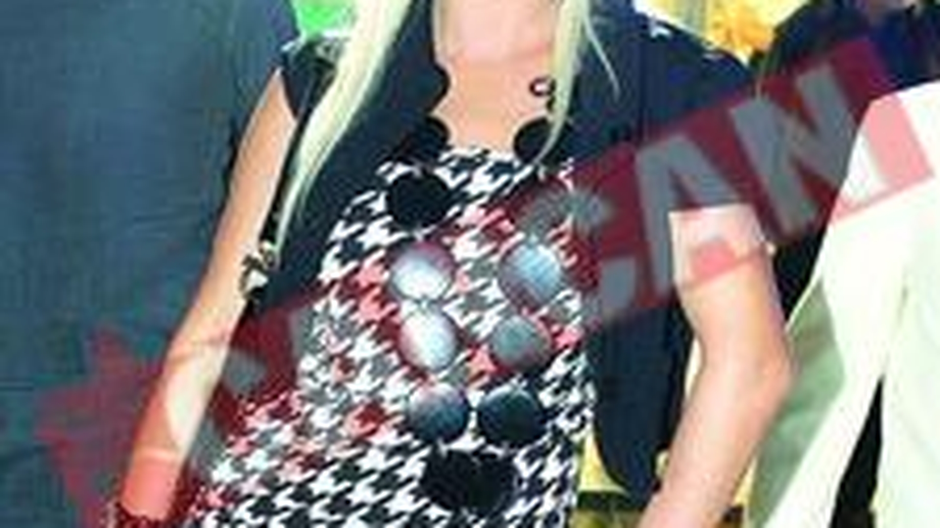 Delia baga bani in biserici