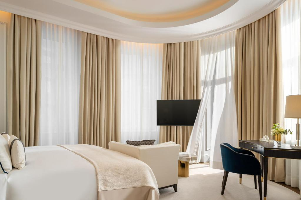 Cel mai scump hotel din România acum, în 2025. Unde este și cât costă o singură noapte de cazare