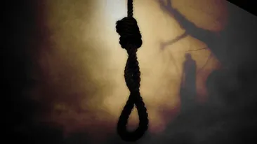 Caz infricosator! Si-a sunat fratele sa-l anunte unde sa-i gaseasca trupul, apoi s-a spanzurat