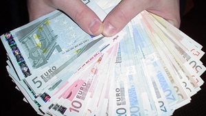 Un constantean a fost retinut dupa ce a incercat sa ia mita 15.000 de euro!
