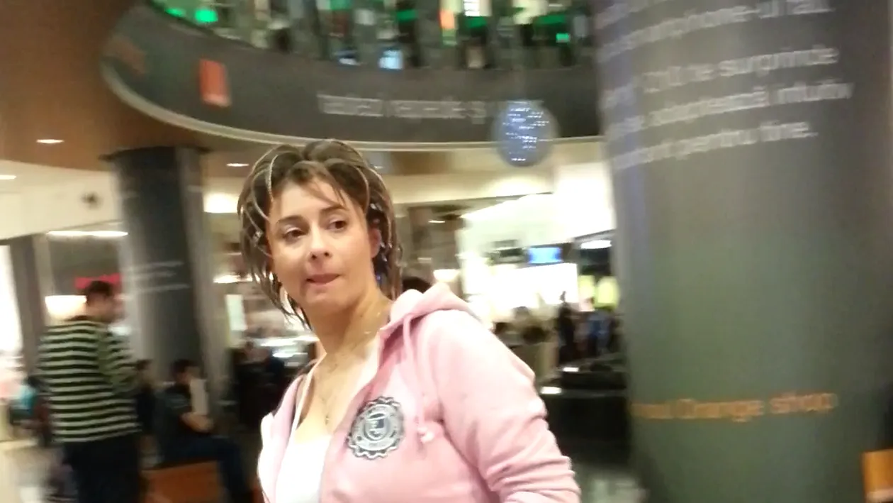 Ana Maria Prodan da semne ca ar fi insarcinata cu o fetita! A inceput sa poarte mai din ce in ce mai des haine de culoare roz!