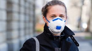 Avertizări sumbre despre coronavirus. Următoarele trei luni vor fi cele mai grele: se vor înregistra peste 50.000 de cazuri de infectare, zilnic