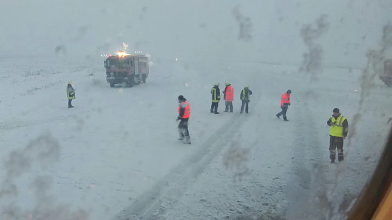 ULTIMA ORA! Un avion iesit de pe pista in momentul aterizarii, pe aeroportul din Cluj