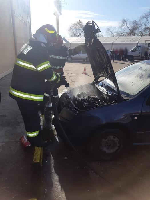 Un supermarket și Autogara din Giurgiu, în pericol!