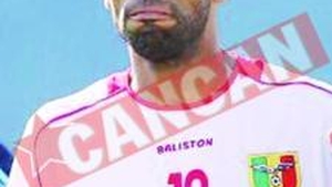 Kanoute, batut militareste