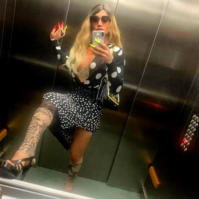 Imaginea zilei cu Margherita de la Clejani! Și-a scos silicoanele la vedere