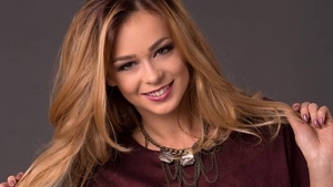 Ioana Petric, aparitie provocatoare la un eveniment monden, alaturi de iubitul ei! Tinuta ii scotea toate formele in evidenta