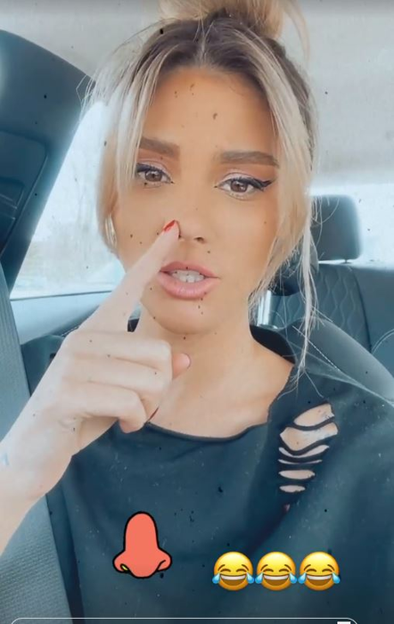 Ramona Olaru, scenă rușinoasă pe o stradă din București: “Îmi atârna aici, uscat! Ce?!? Doamne, fată frumoasă” | FOTO