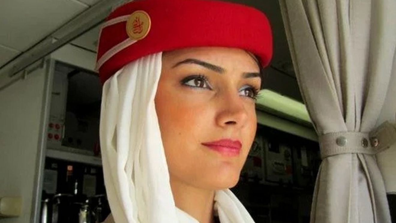 Andreea era stewardesă în Orient când a fost remarcată de familia regală a celor din Emirate. E uimitor ce i-au propus imediat când au zărit-o