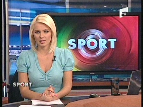 Cristina Dochianu este însărcinată pentru a treia oară. Primele poze cu burtica de gravidă a fostei prezentatoare de la Antena 1