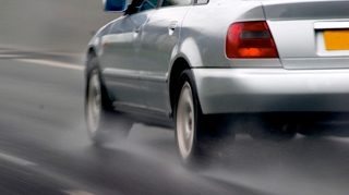 A fost nebunie in trafic de Revelion! "La fiecare semafor trecea cate unul pe rosu, se depasea pe sinele de tramvai de pe contrasens"