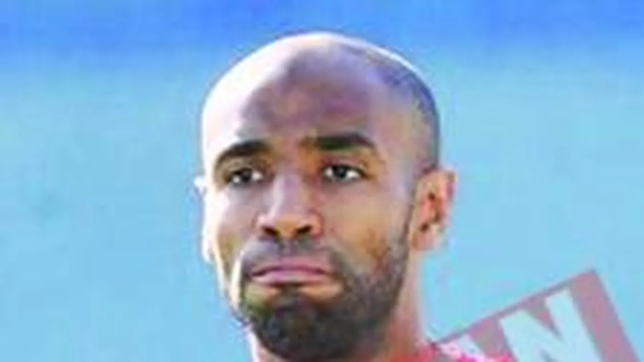 Kanoute, batut militareste