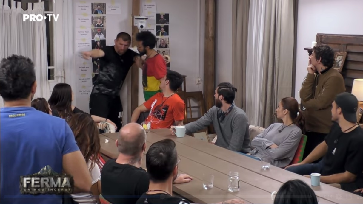 Bătaie la Ferma de la Pro TV între Kamara și Cătălin Moroșanu: „Ieși în p*** mea de aici, mă enervezi!”
