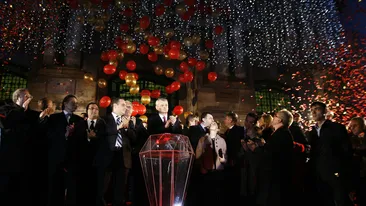 Luminitele din Capitala se aprind de Mos Nicolae!