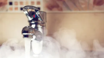 Când vine, de fapt, apa caldă în București. Reprezentanții Termoenergetica au făcut noi precizări privind termenul limită al lucrărilor