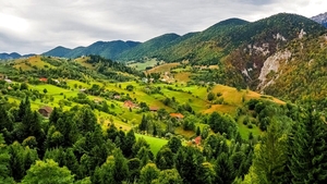 Cuplul de germani care a fost cucerit de România! Au vândut tot și s-au mutat într-un mic sat din Transilvania