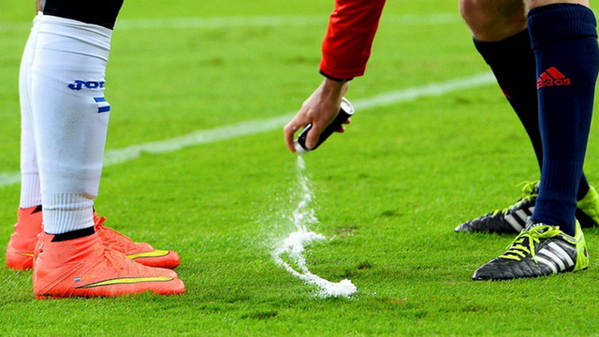 Tragedie la Simleul Silvaniei! Un jucator a murit chiar pe terenul de fotbal!